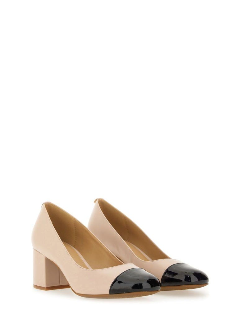 pearl flex leather pumps by Selfnex