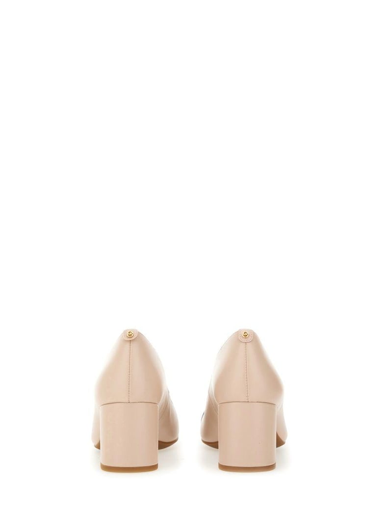 pearl flex leather pumps by Selfnex