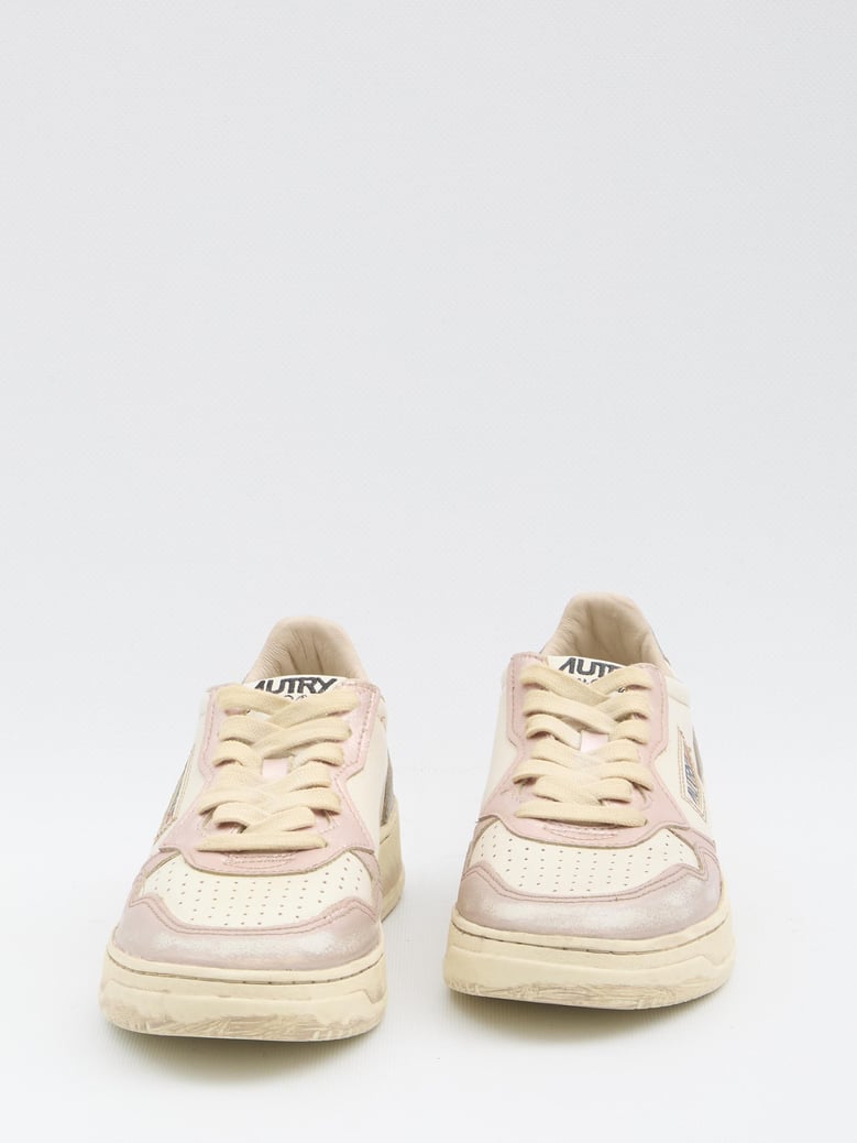 medalist low super vintage sneakers by Selfnex