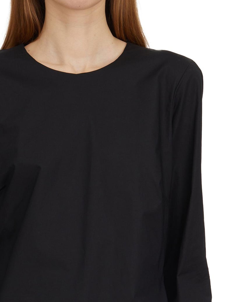 slim crew neck sweater by Selfnex