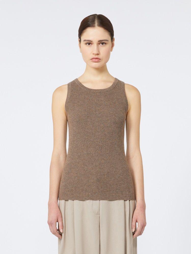 cipro sweater hazelnut by Selfnex