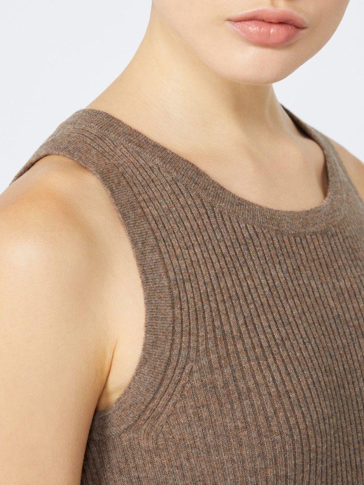 cipro sweater hazelnut by Selfnex