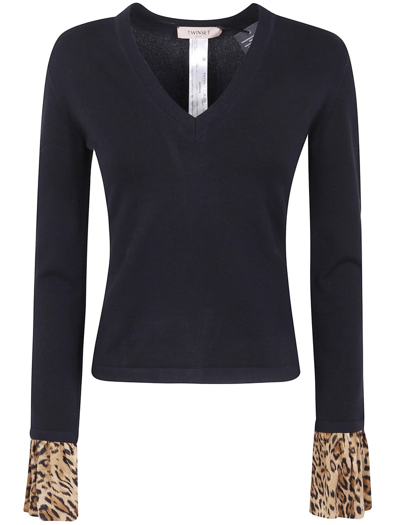 v neck with animalier print by Selfnex