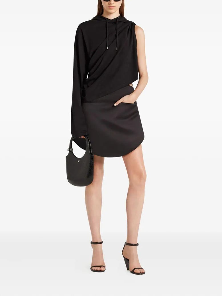 off shoulder hooded t-shirt by Selfnex