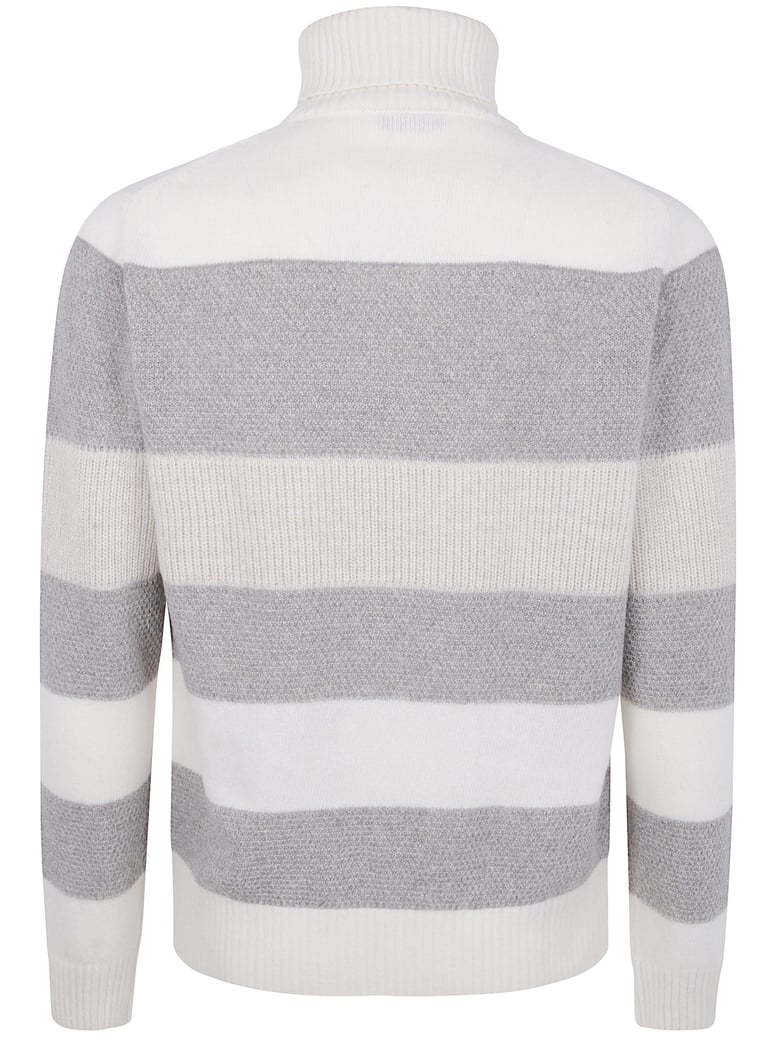 turtle neck orizontal stripes sweater by Selfnex
