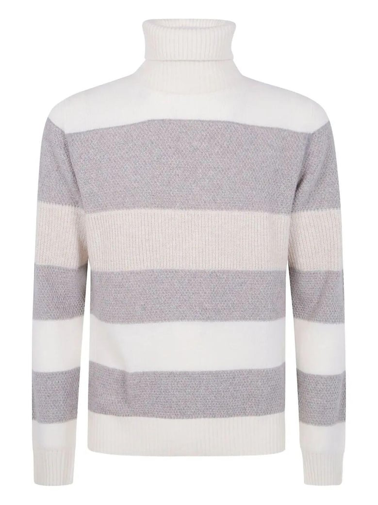 turtle neck orizontal stripes sweater by Selfnex