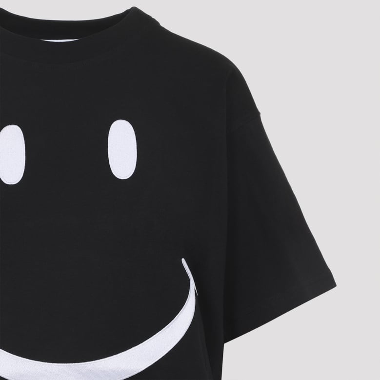 smile t-shirt by Selfnex