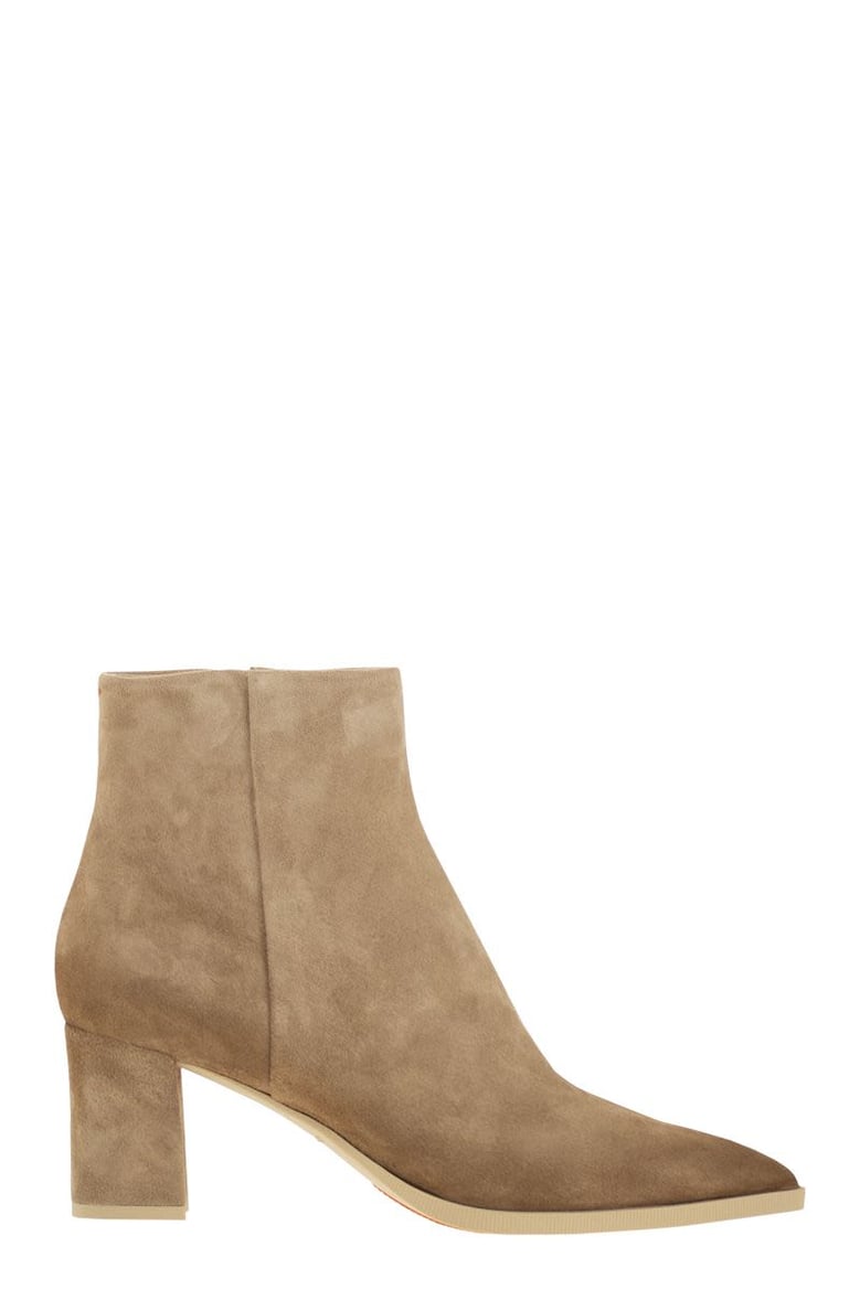 mid-heel suede ankle boots by Selfnex