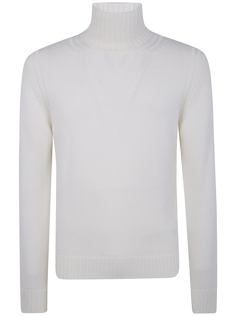 dolcevita turtle neck sweater by Selfnex