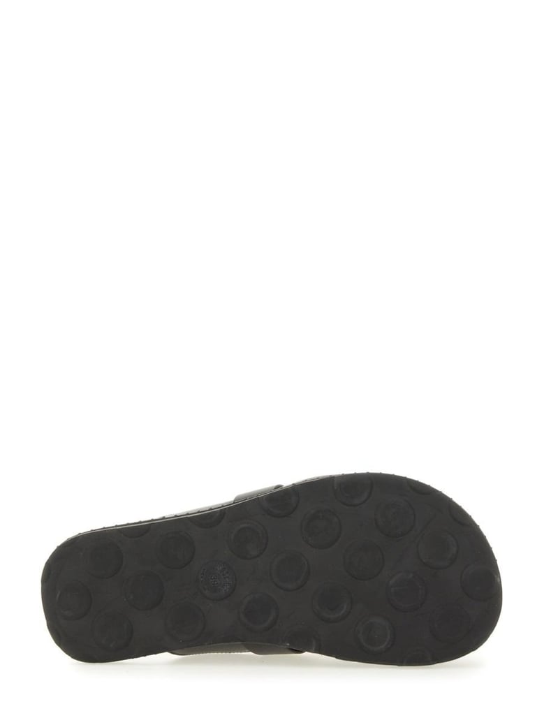 sabot with logo lettering by Selfnex