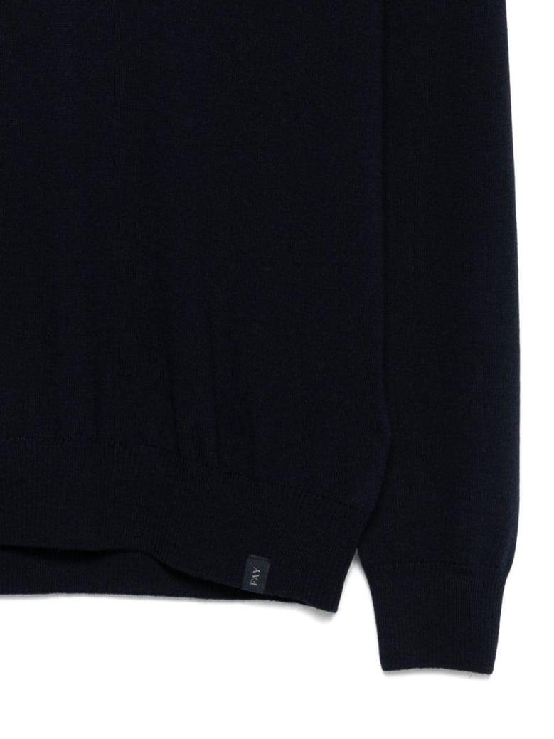 v-neck ribbed sweater by Selfnex