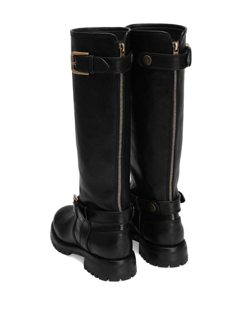 bota biker hebilla plateada by Selfnex