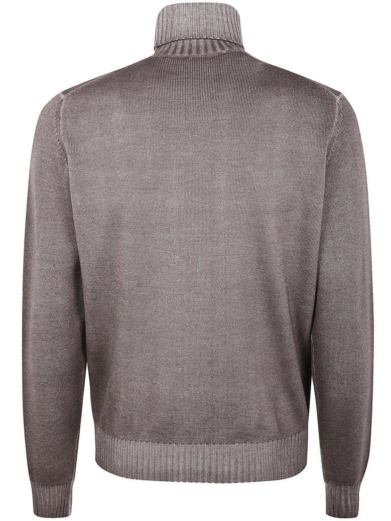 turtle neck sweater by Selfnex