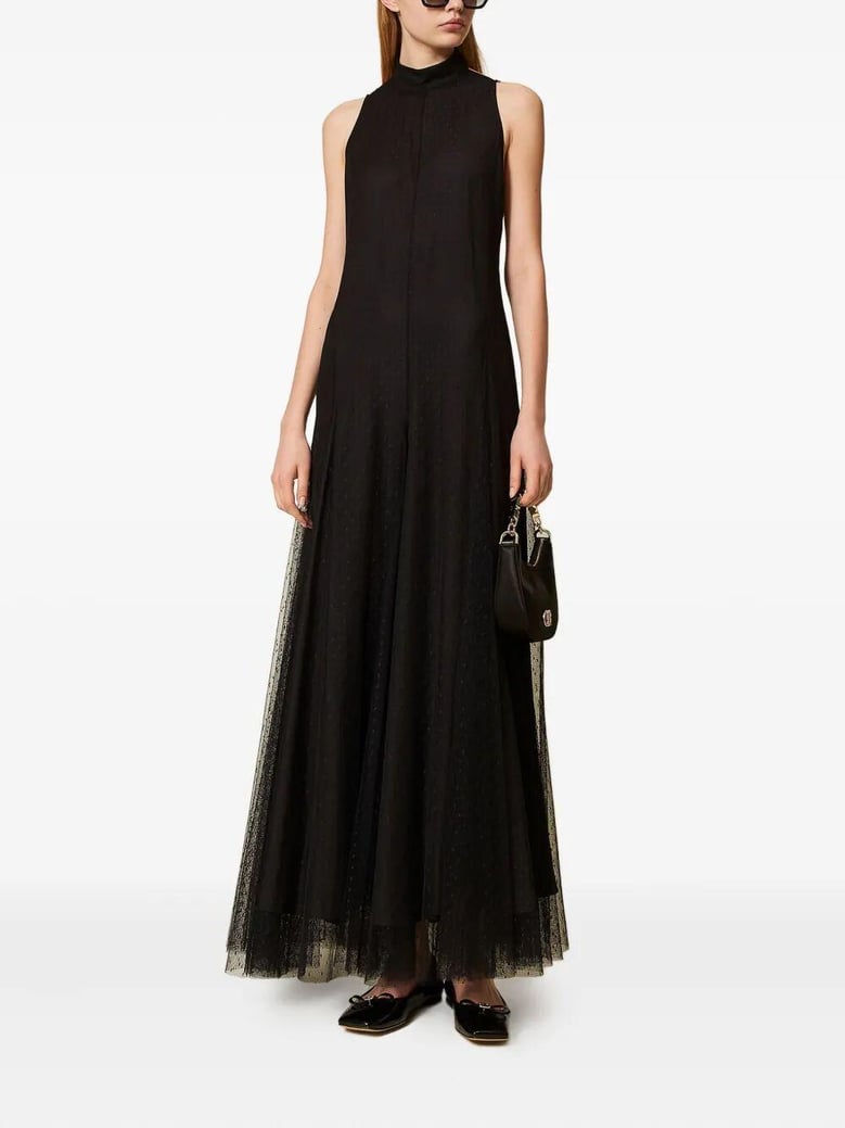 sleeveless dress by Selfnex