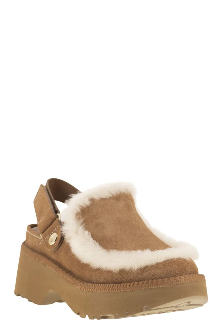 esmee - suede clogs by Selfnex