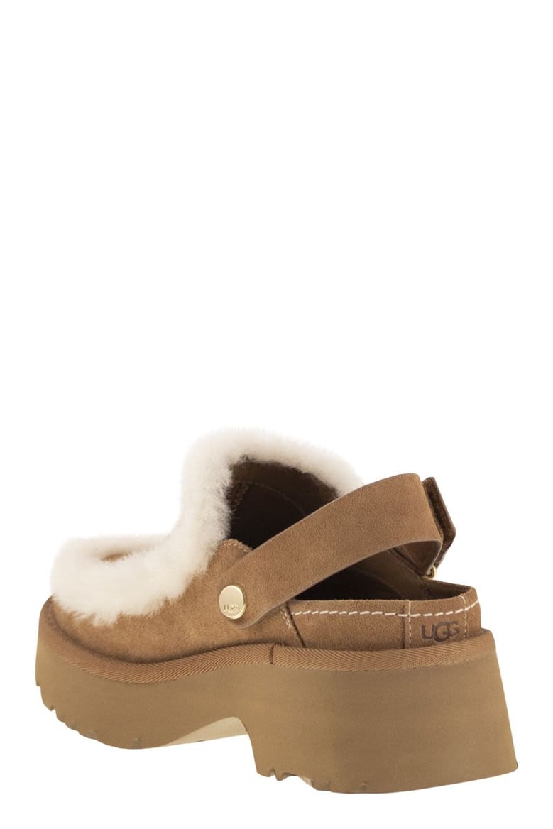 esmee - suede clogs by Selfnex