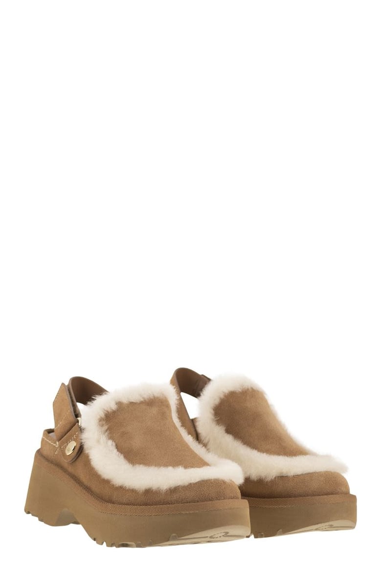esmee - suede clogs by Selfnex