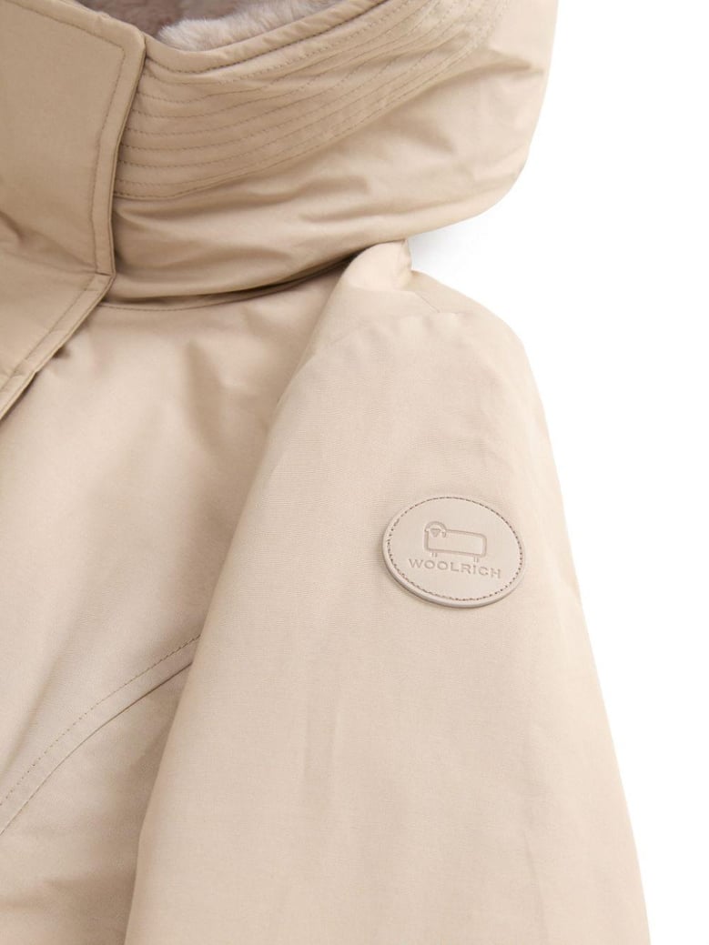 boulder faux fur parka by Selfnex