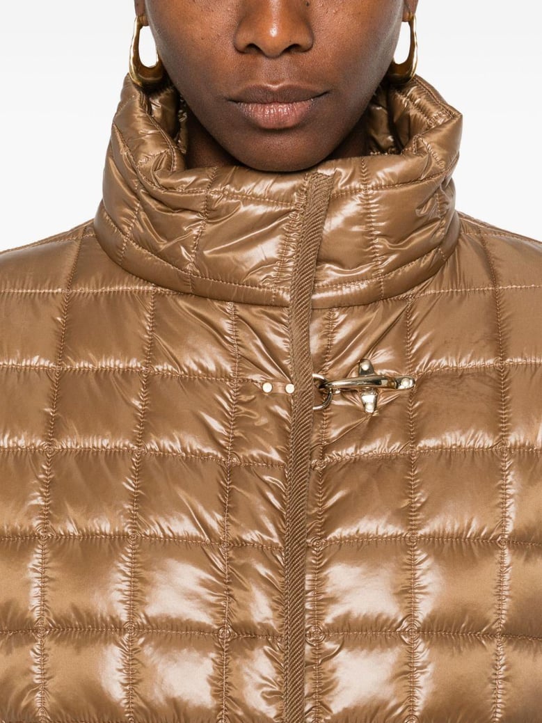nylon quilted cape by Selfnex