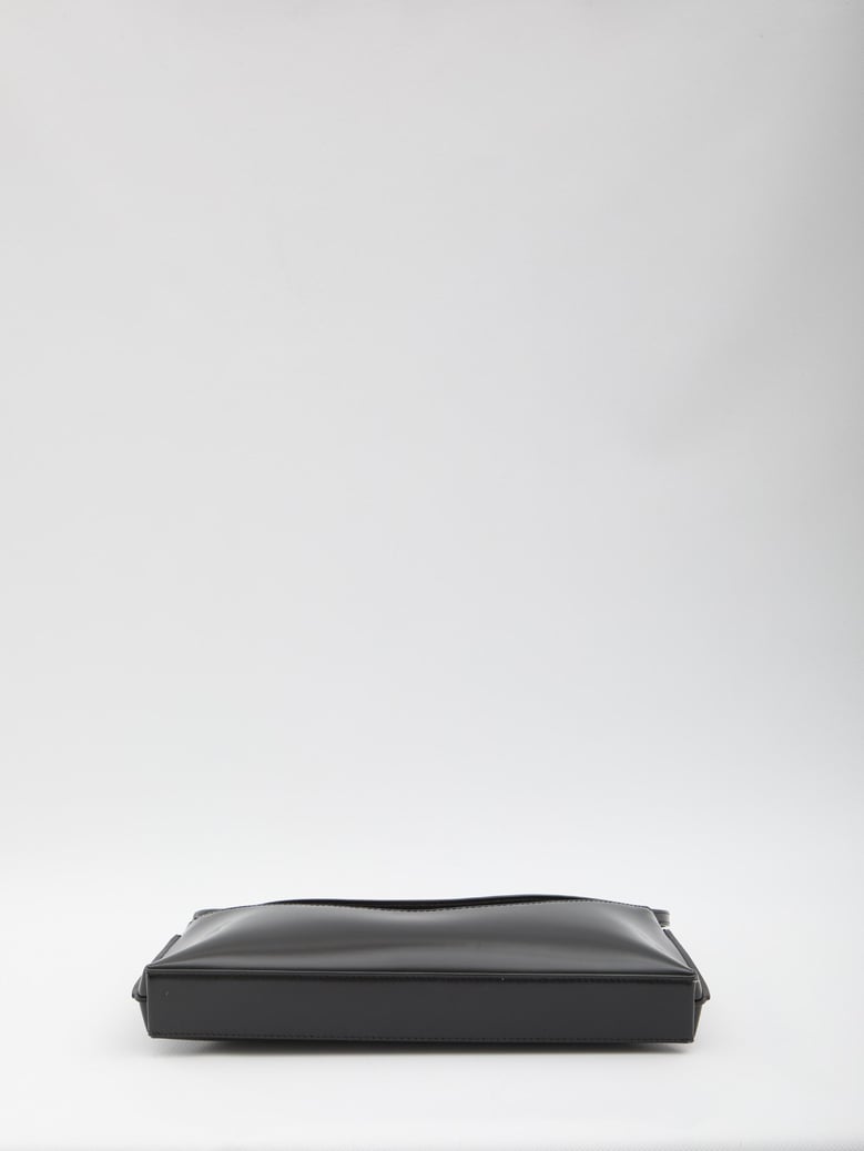 le ovalo clutch by Selfnex