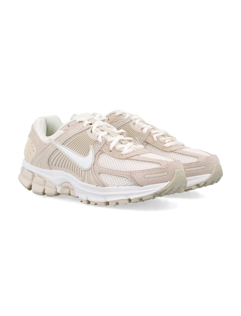 zoom vomero 5 woman s sneakers by Selfnex