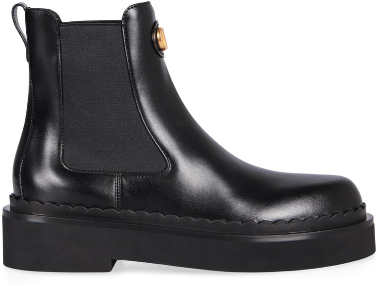 chelsea boots in leather by Selfnex