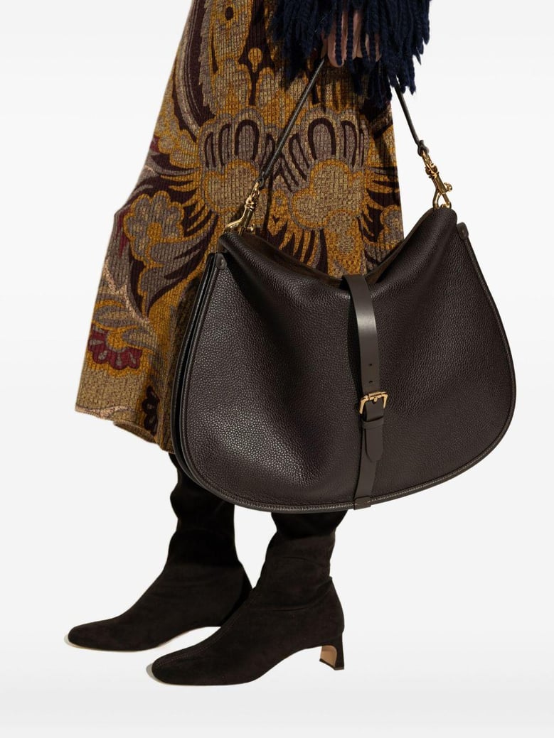 buckle-fastening extra-large leather shoulder bag by Selfnex