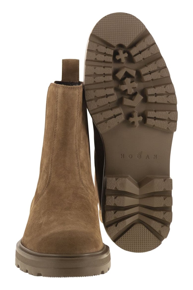 h673 - suede chelsea boots by Selfnex