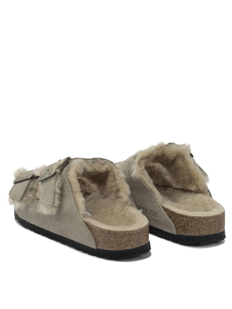 arizona shearling sandals by Selfnex