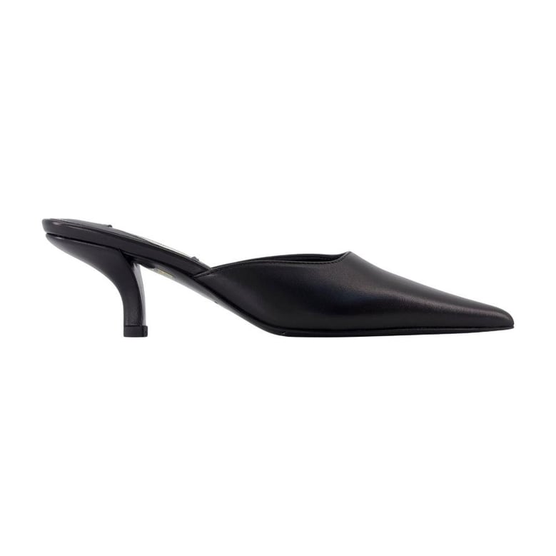 sharp sandals by Selfnex