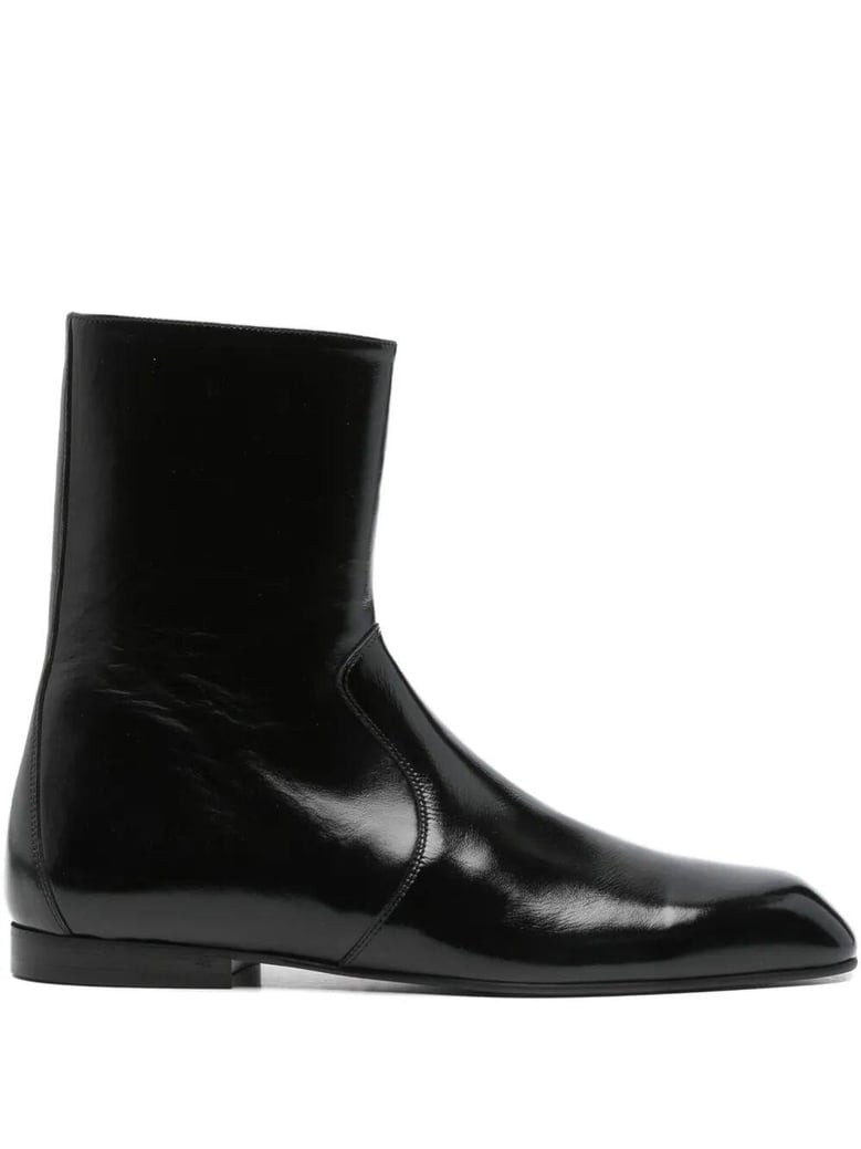 glossy enameled leather boot by Selfnex