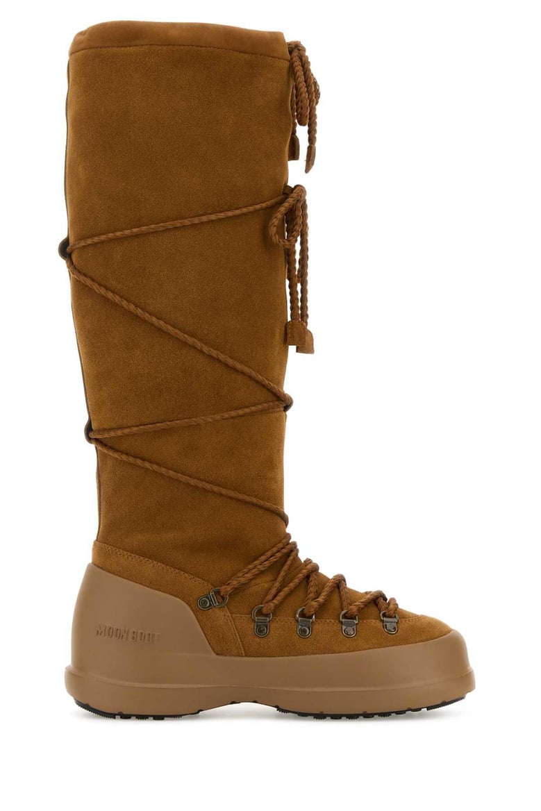 camel suede luna boots by Selfnex