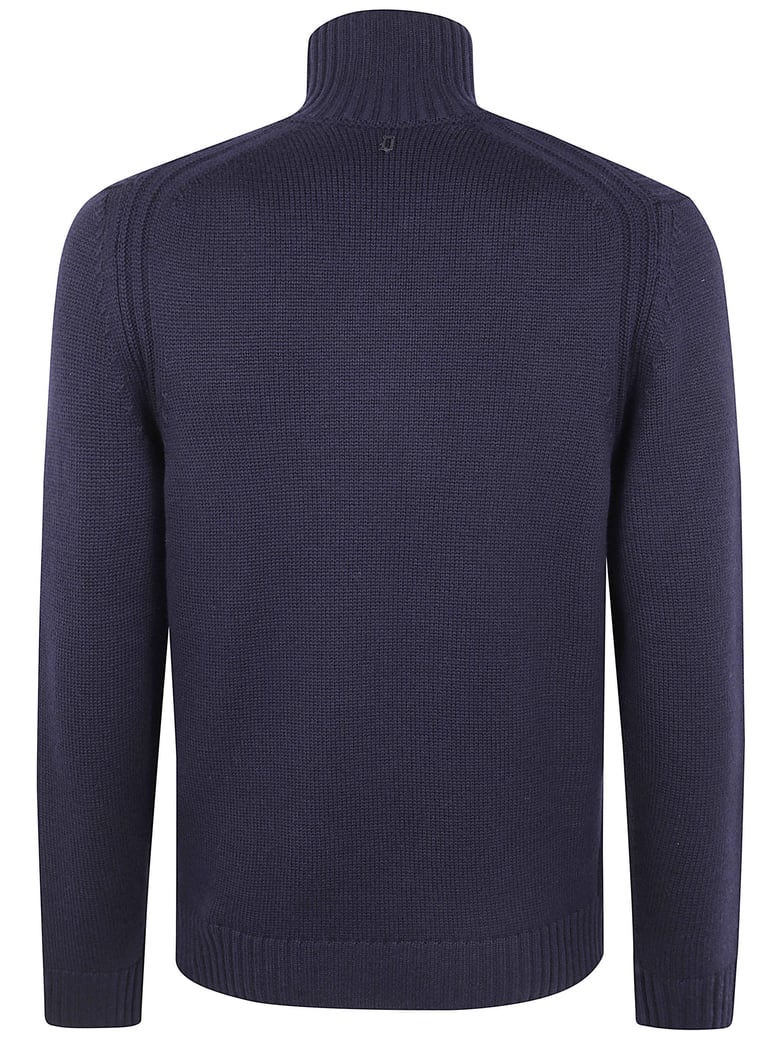 dolcevita turtle neck sweater by Selfnex