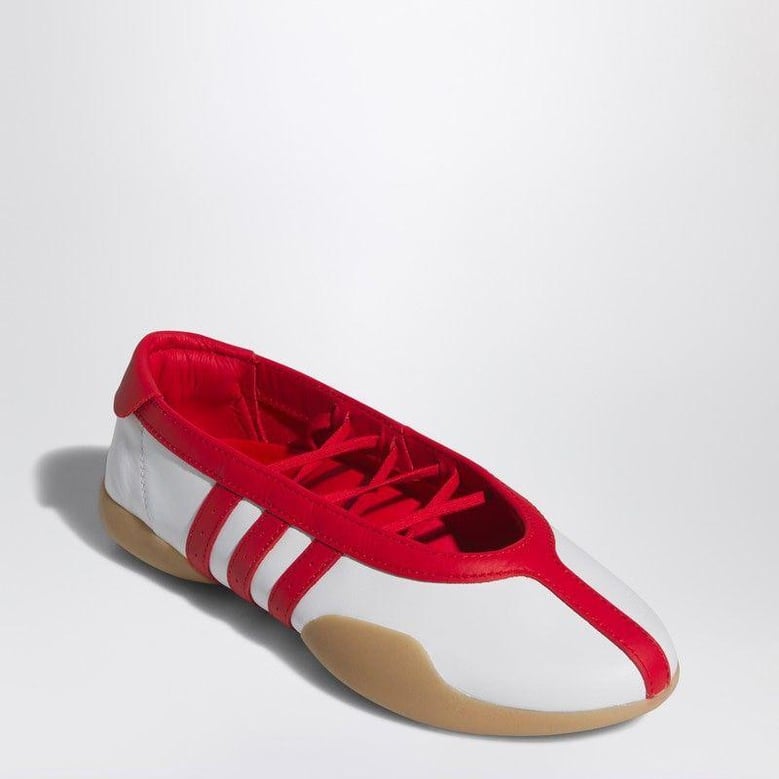 mei cloud white/better scarlet taekwondo trainers by Selfnex