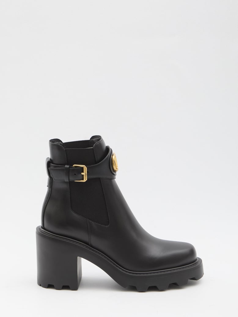 beatle vlogo signature boots by Selfnex