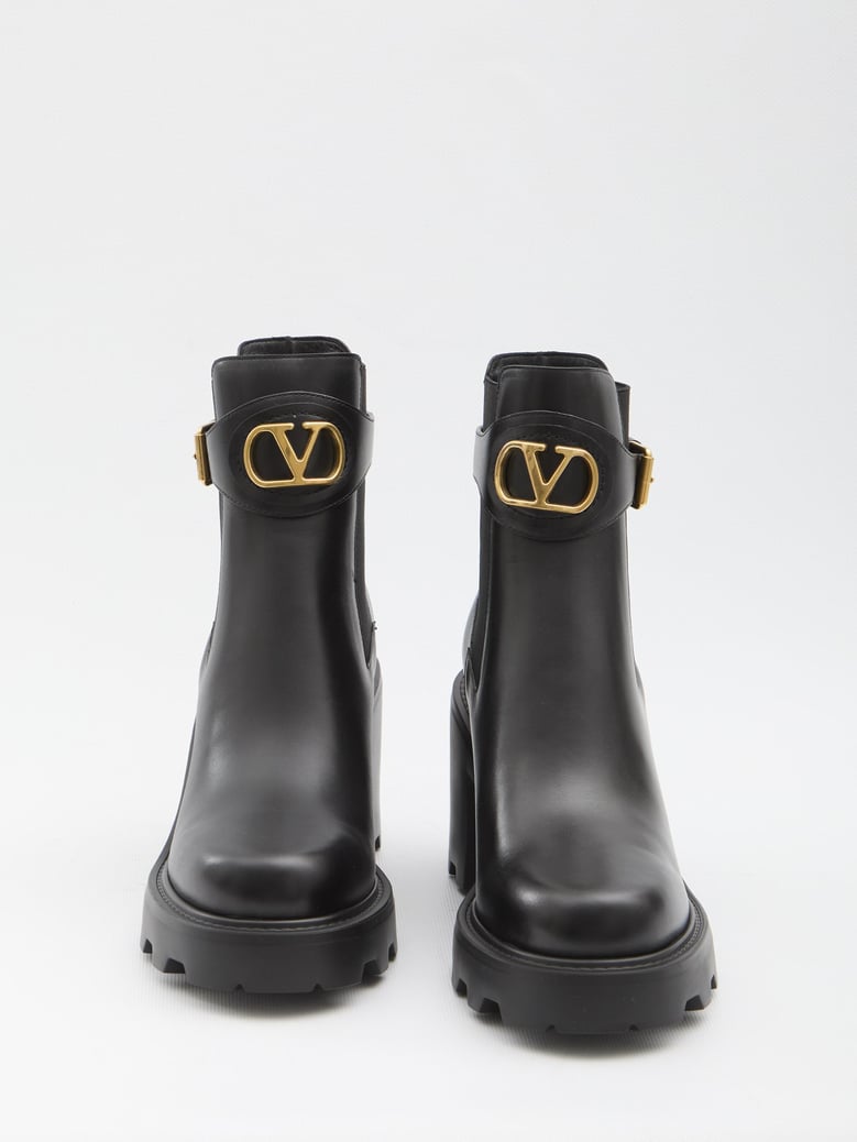 beatle vlogo signature boots by Selfnex