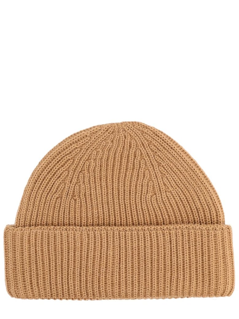 beanie with fox patch by Selfnex