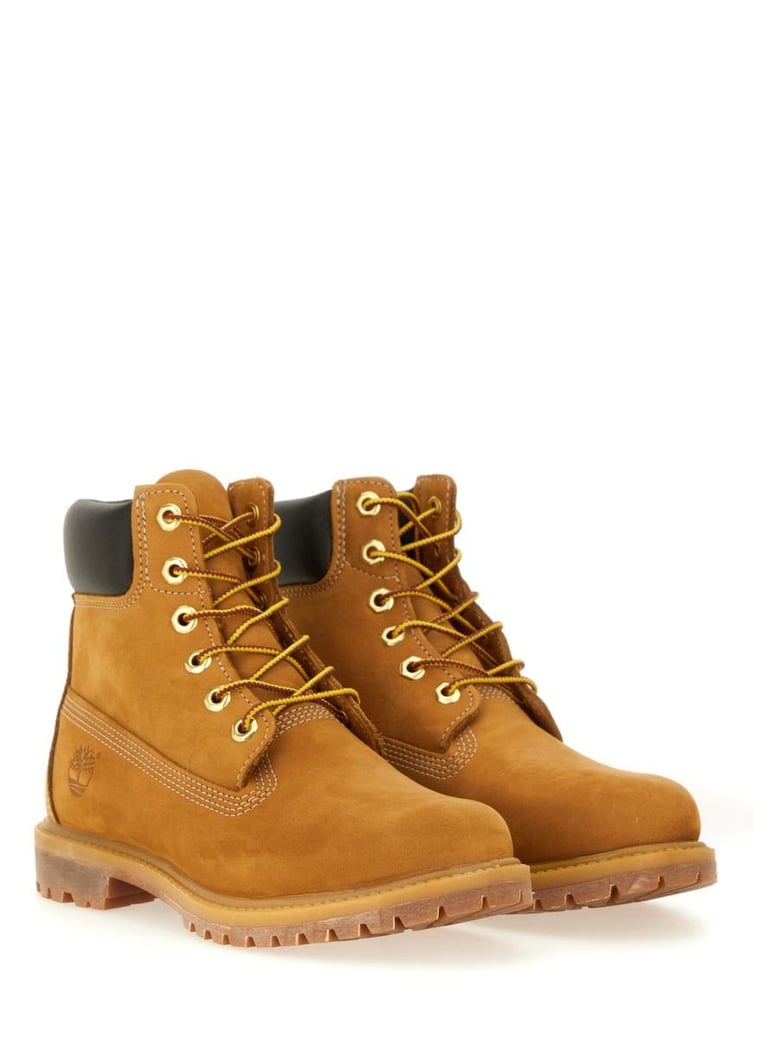 waterproof laceup boot by Selfnex