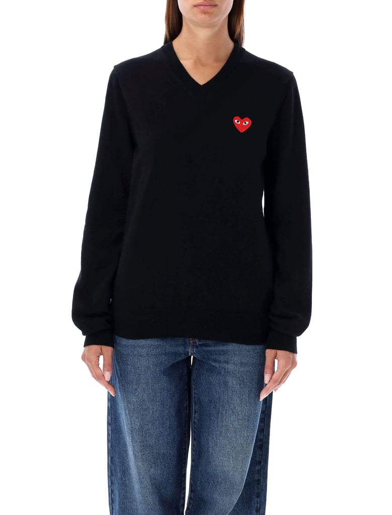 red heart patch v-neck by Selfnex