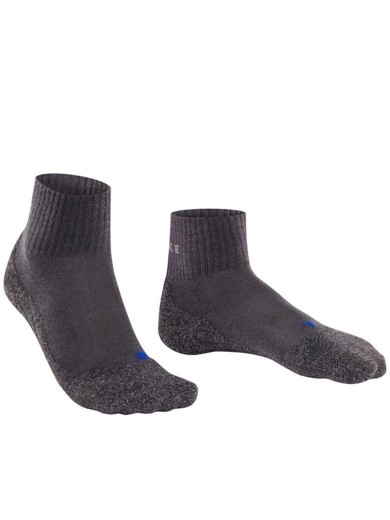 tk2 explore cool short socks by Selfnex