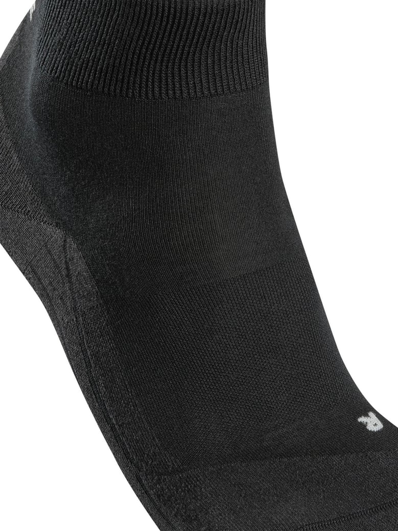 ru4 light performance black socks by Selfnex
