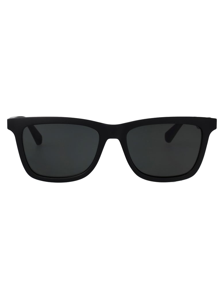 black injected sunglasses by Selfnex