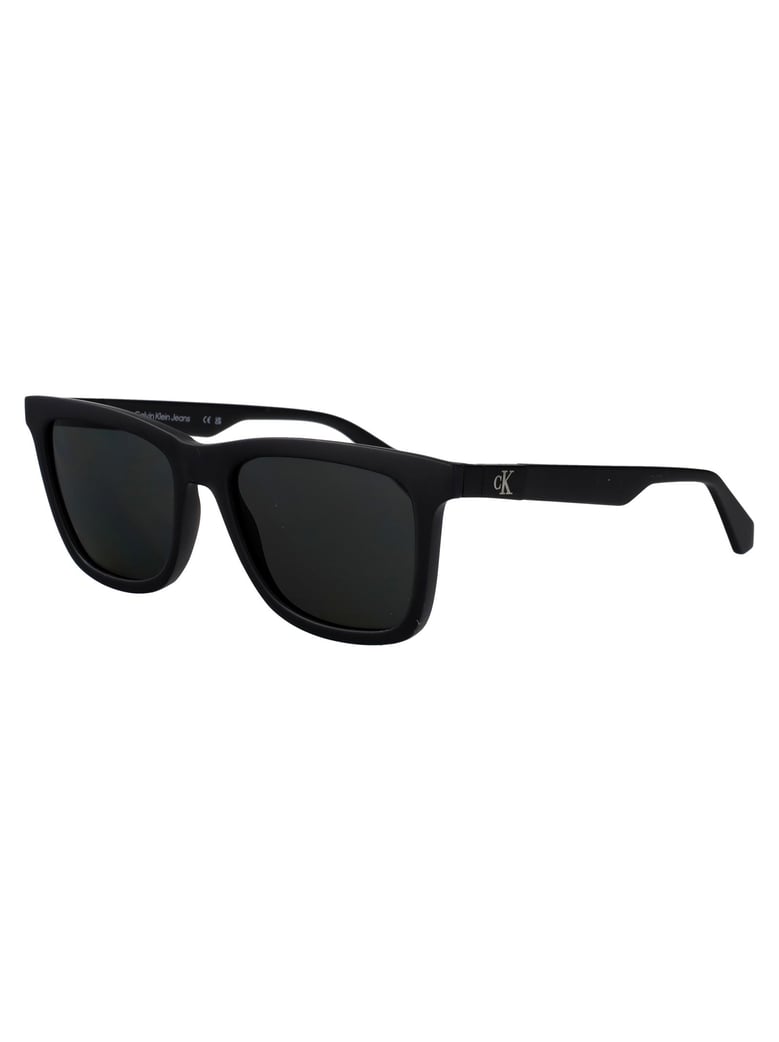 black injected sunglasses by Selfnex