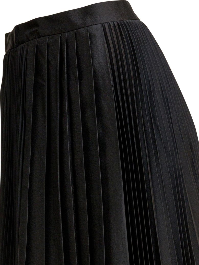 black polyester skirt by Selfnex