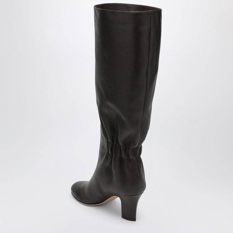 ruched boots in dark brown leather by Selfnex