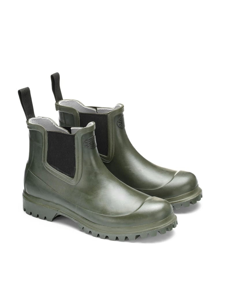 798 rubber medium boots by Selfnex