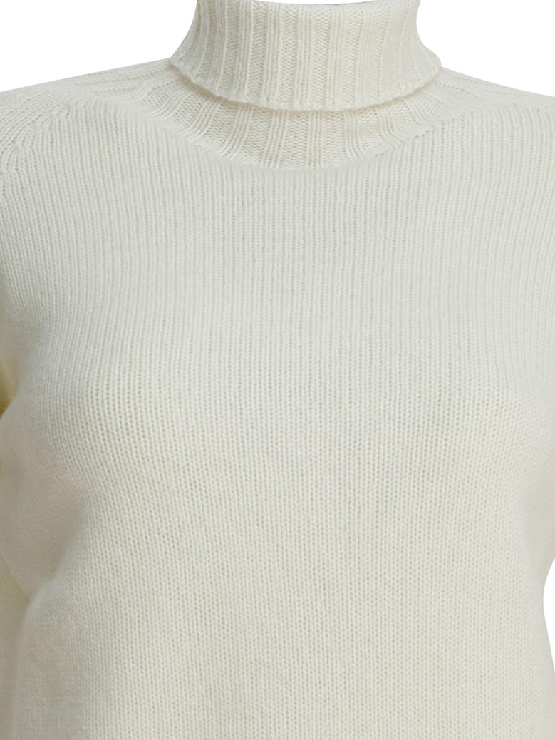 milk white cashmere knitwear by Selfnex