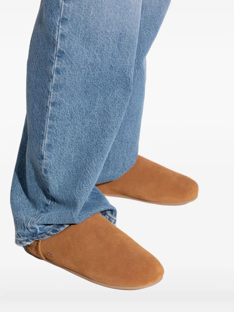 elea slip-on slippers by Selfnex