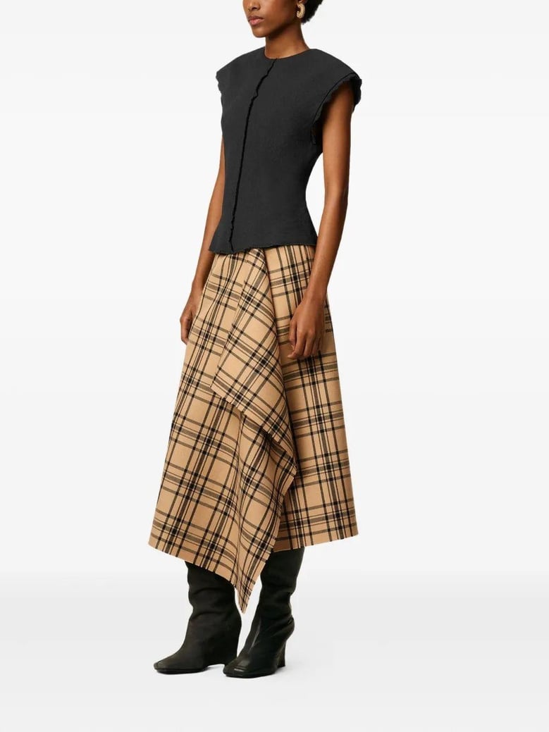 sleeveless top by Selfnex