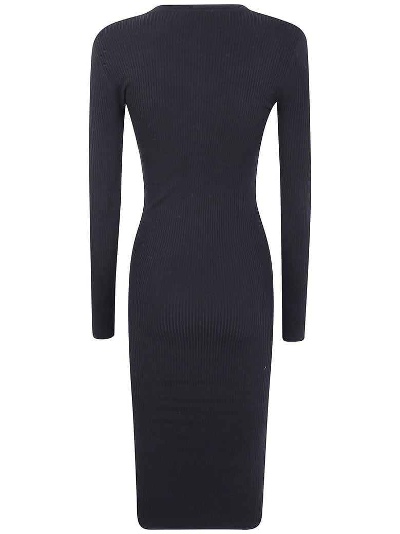 i wear a ribbed sweater with a pocket by Selfnex